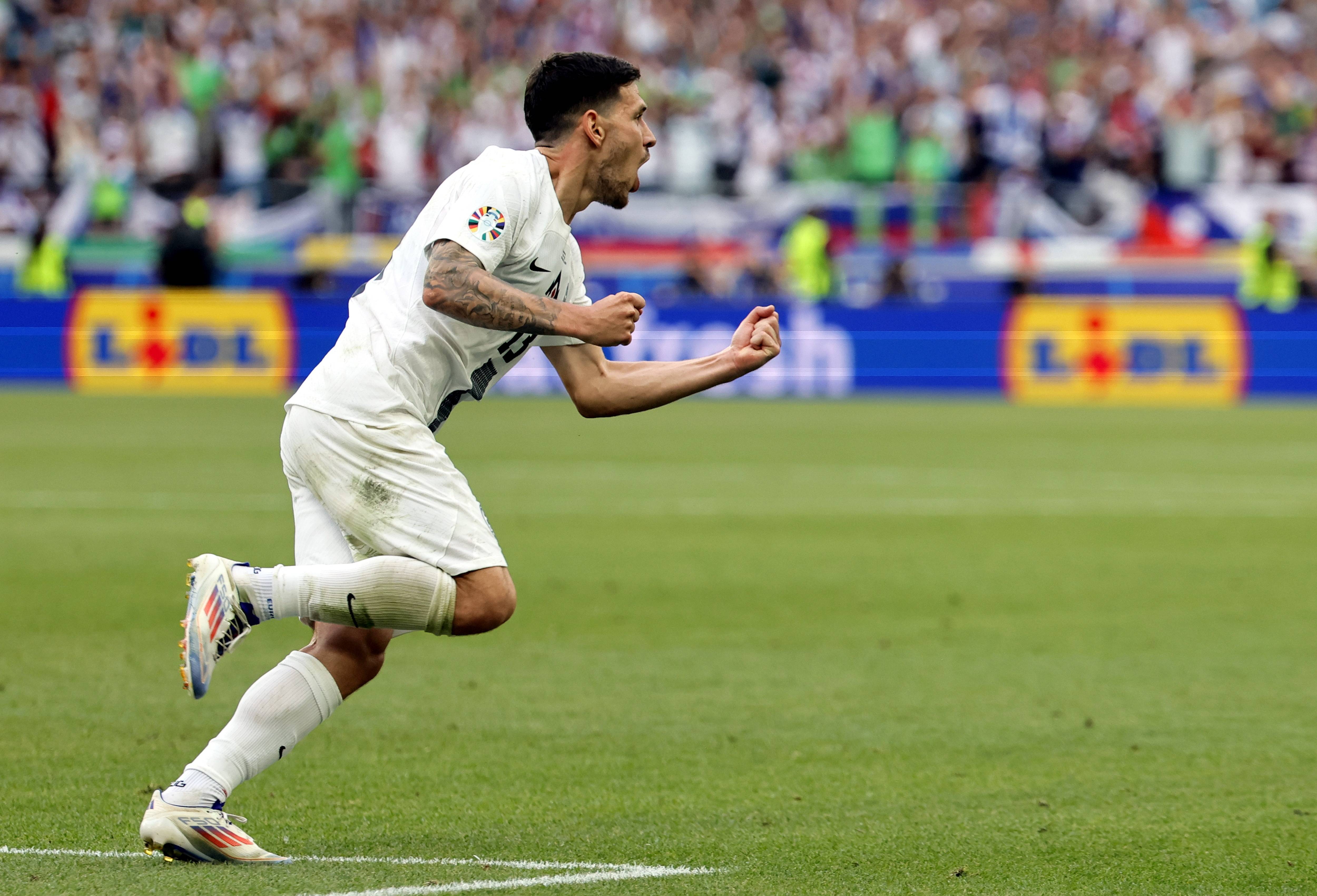 丹麦队备战苏格兰，欧预赛目标明朗的简单介绍