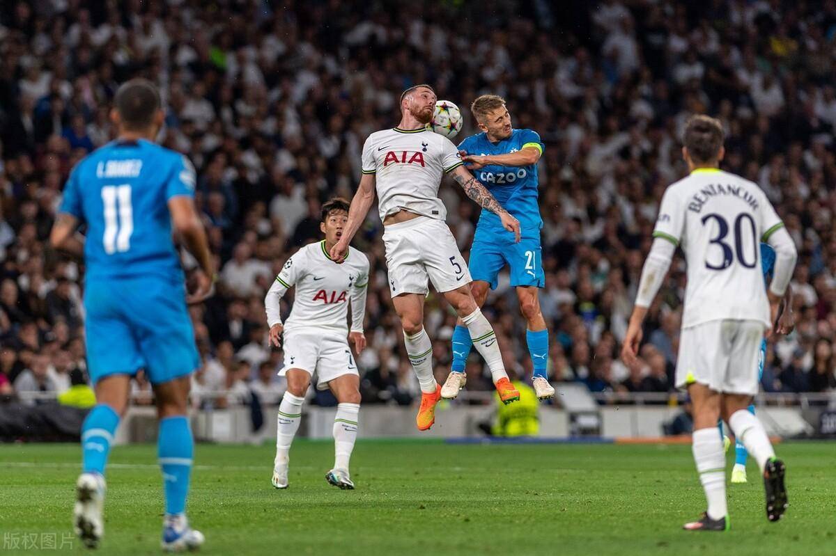 包含马赛中场实力爆发，成为队内关键人物的词条