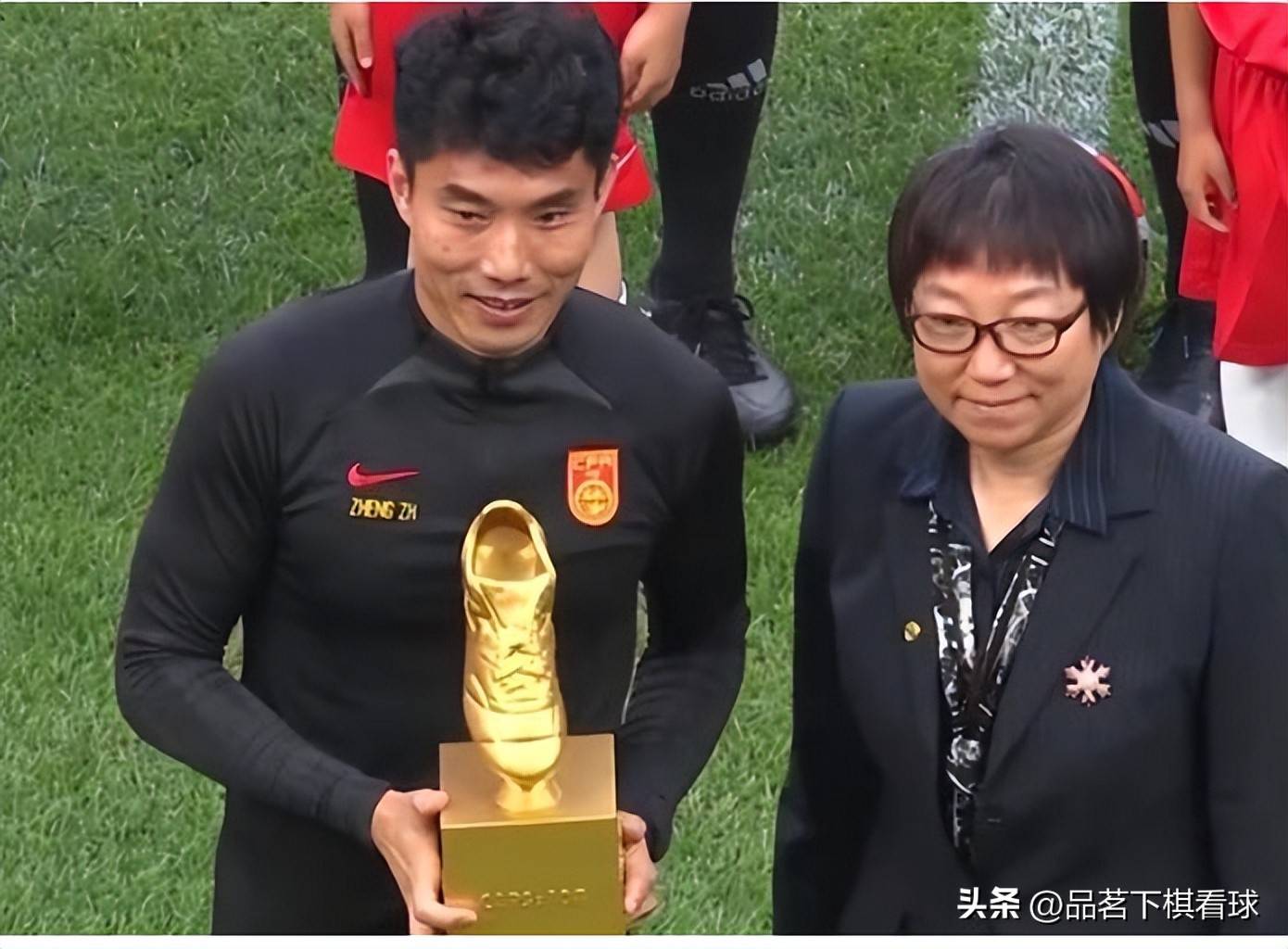 郑智领衔广州恒大主场胜出，实现三连胜的简单介绍