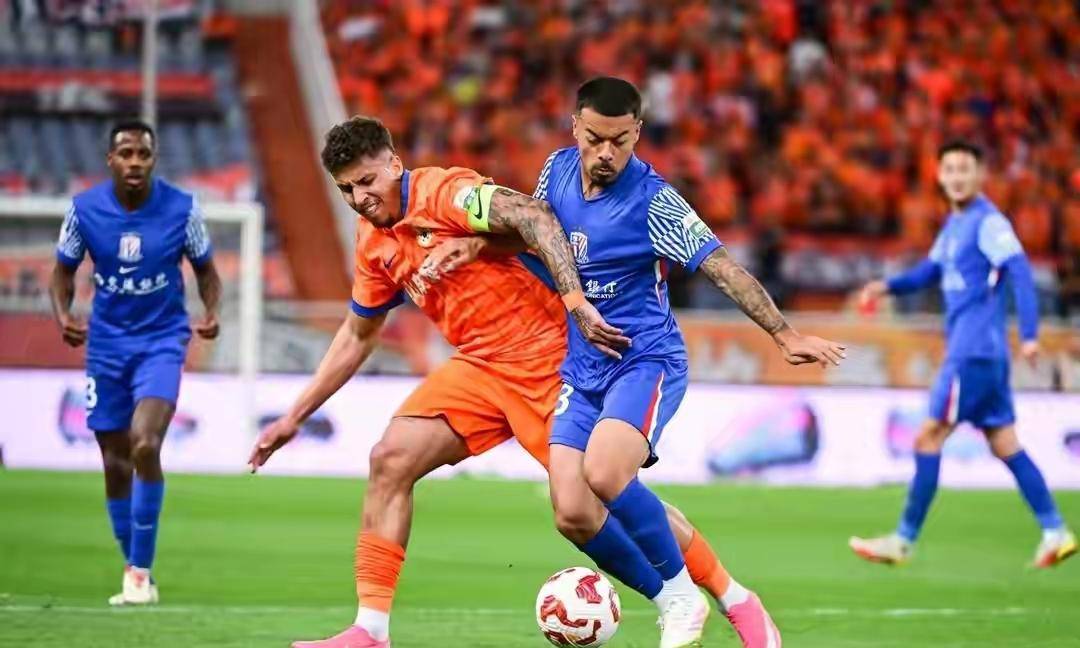 攻守兼备的球队,实现逆袭夺得胜利 攻守兼备的球队,实现逆袭夺得胜利