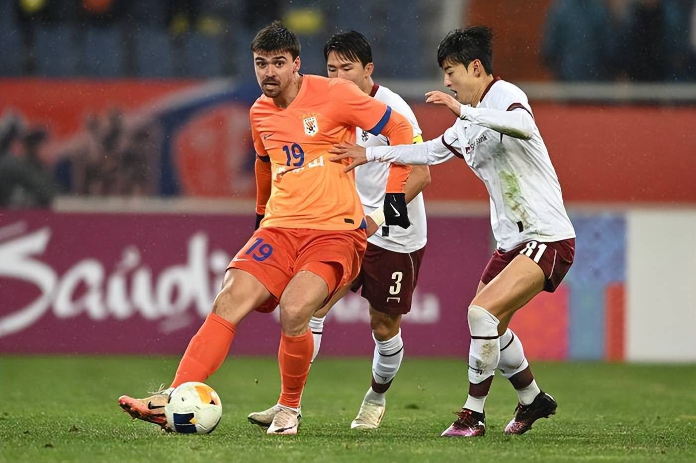 国内球队亚冠比赛取胜,晋级下一轮 国内球队亚冠比赛取胜,晋级下一轮