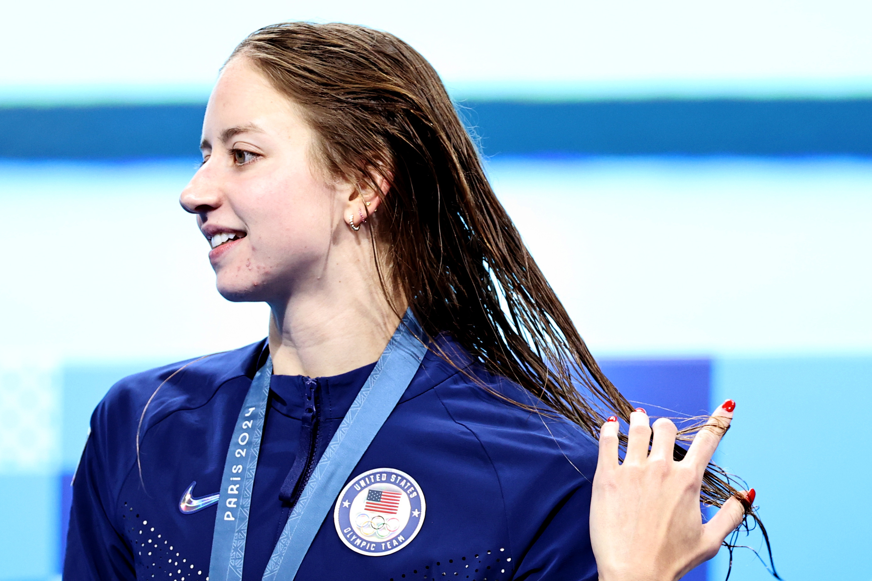 英国选手在游泳比赛中夺得冠军 英国选手在游泳比赛中夺得冠军