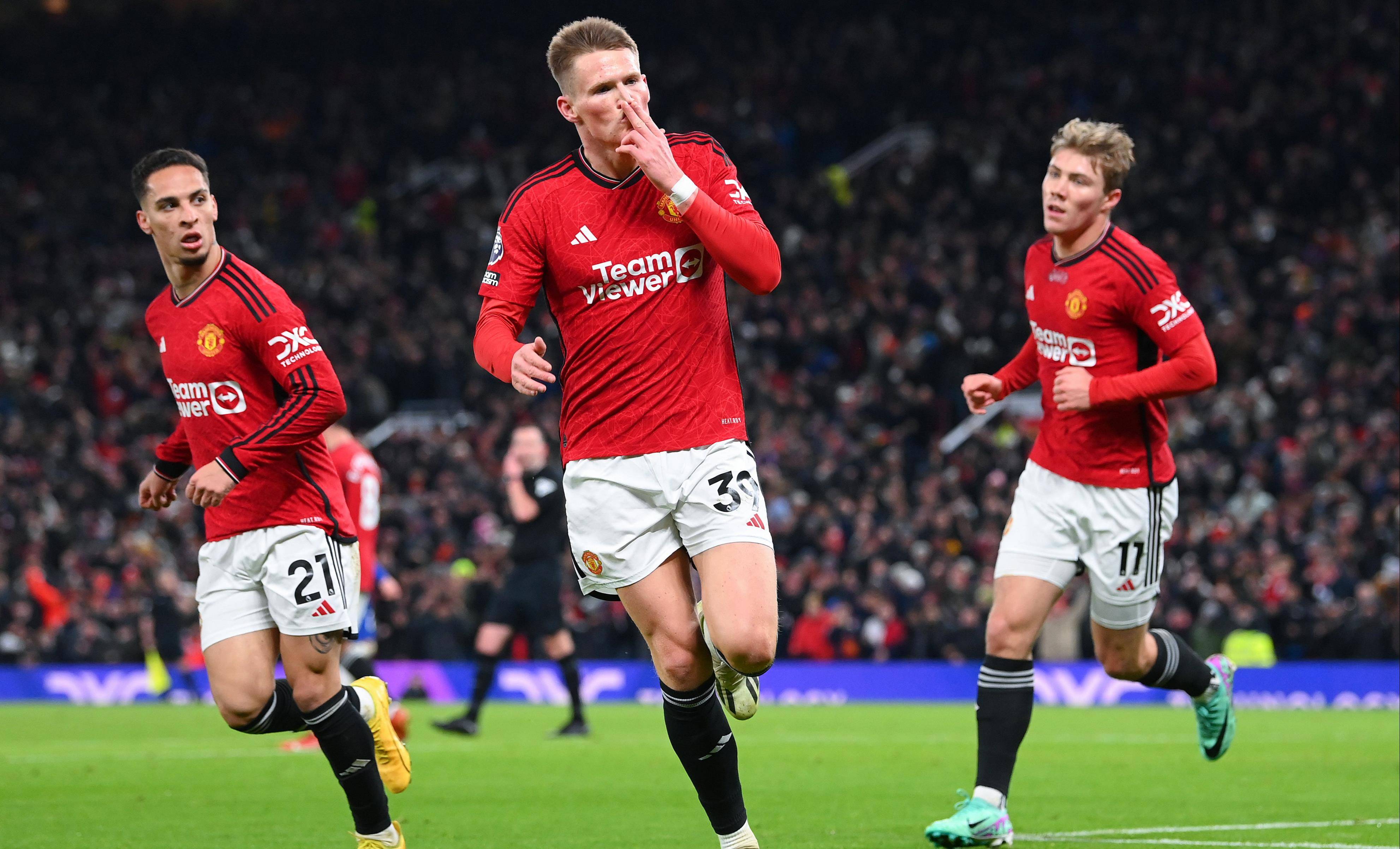 曼联凭借进球优势挺进半决赛