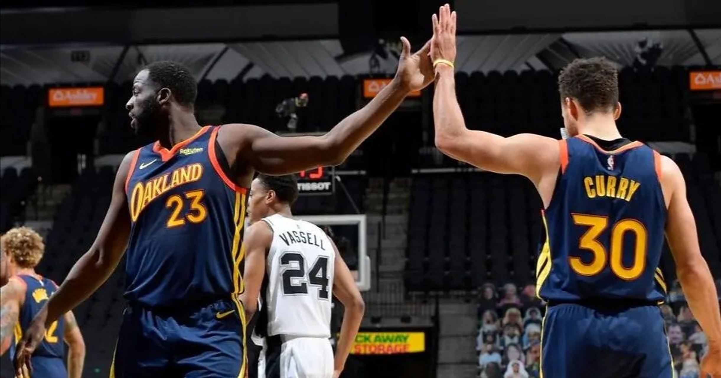 篮网两连败告终，马刺主场遭遇逆转惨败