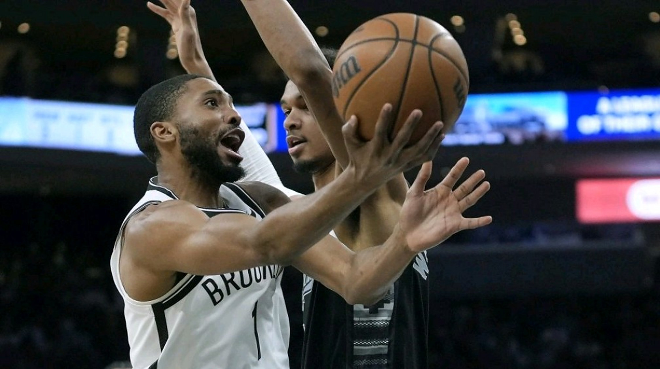 澳客网页版-篮网击败马刺领先东部