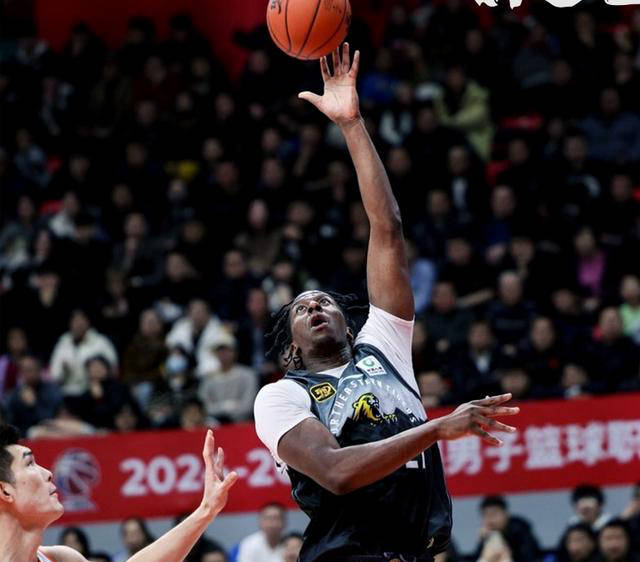 山东男篮在大比分领先的情况下莫名败北 山东男篮在大比分领先的情况下莫名败北